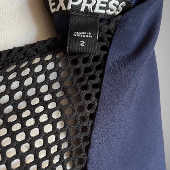 Express Navy Blue Mesh Fit and Flare Sleeveless Mini Dress Pleated Front Size 2 - Picture 8 of 9